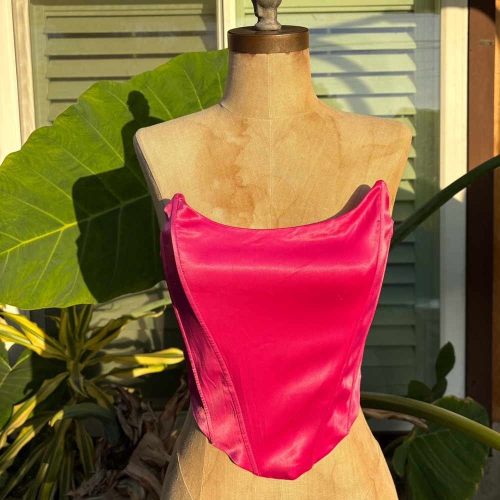 Barbie hot pink corset 🌺